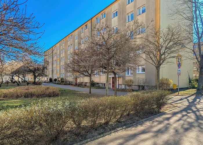 Chlopska Stylish With Balcony Przymorze By Renters Apartman